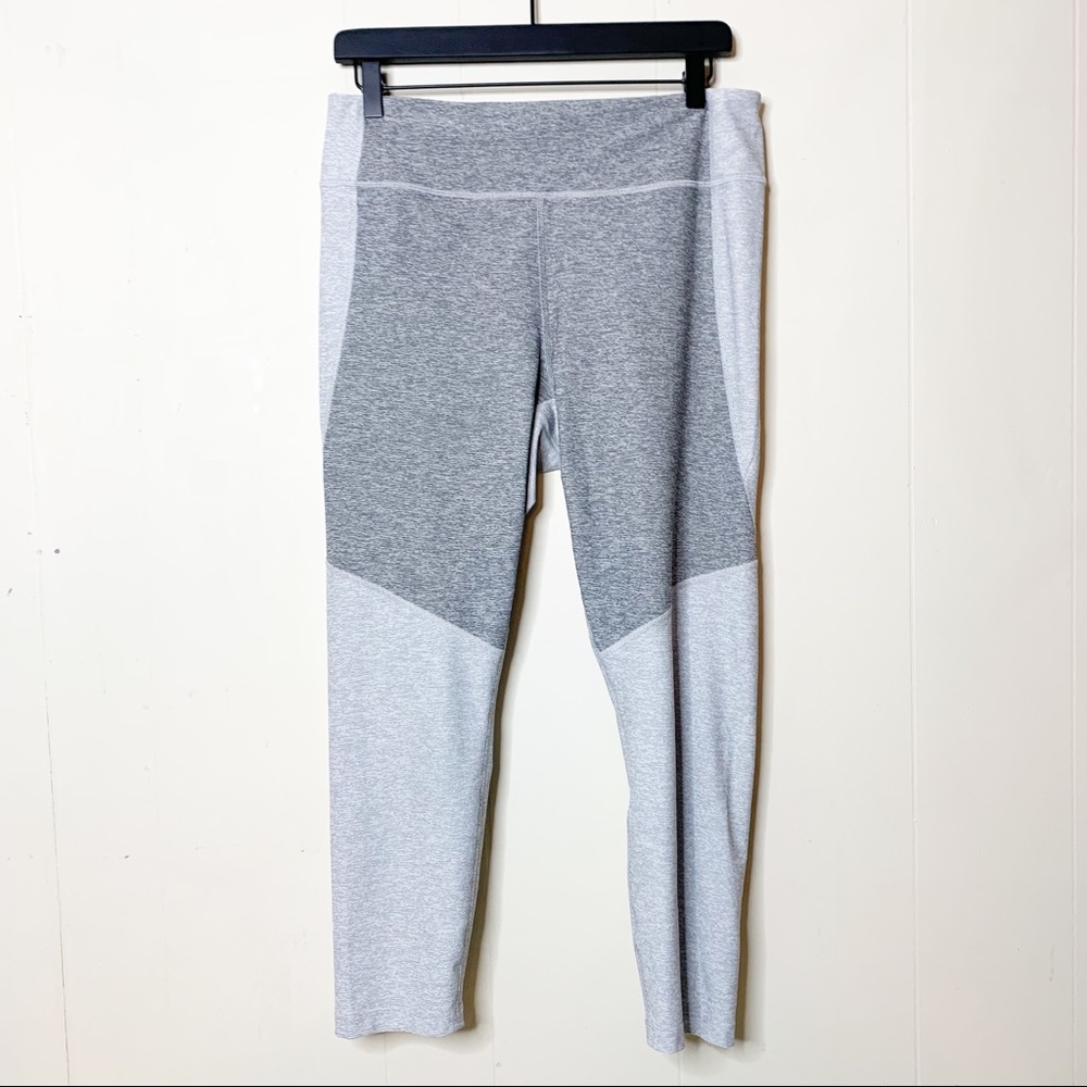 Outdoor Voices Warmup grey color block legging XL - Picture 4 of 8